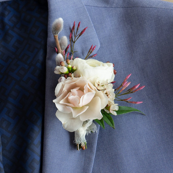 Wearable Flowers: Corsage + Boutonnieres